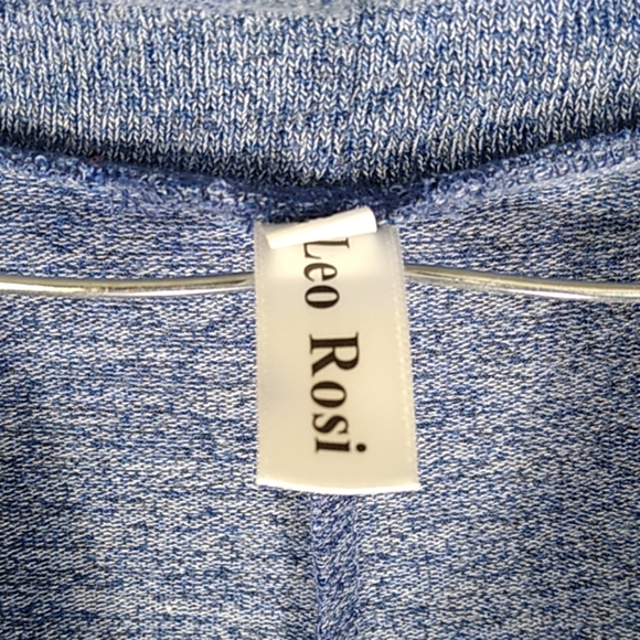 Ladies turtleneck type top - Picture 2 of 5